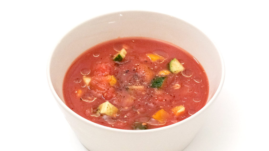 トマトと夏野菜の冷製スープレシピ